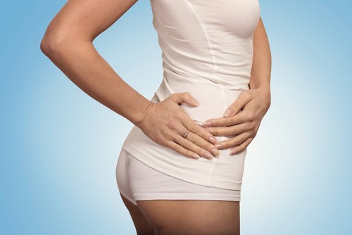 При закупорке желчных протоков возникает сильная боль